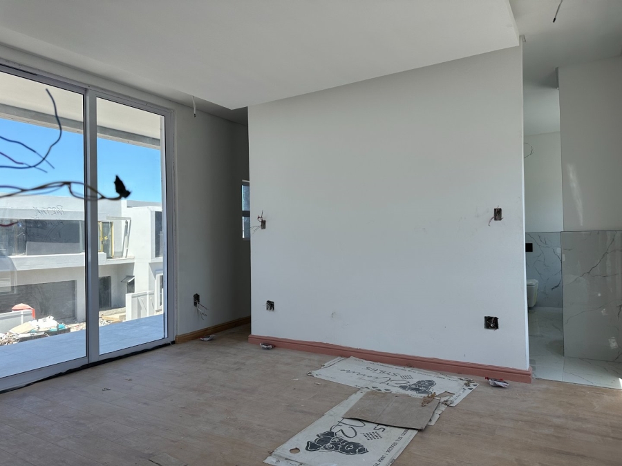 4 Bedroom Property for Sale in Sandown Western Cape